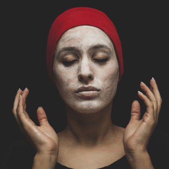 Jak opaska do demakijażu może pomóc ci w codziennej pielęgnacji skóry?